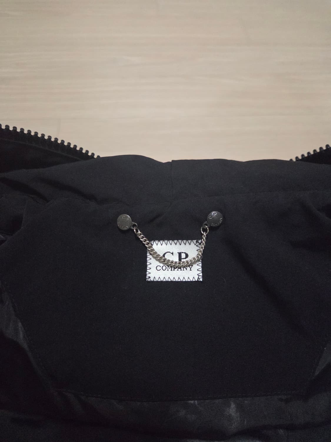 CP 컴퍼니 롱패딩 (블랙 M) 상품이미지6