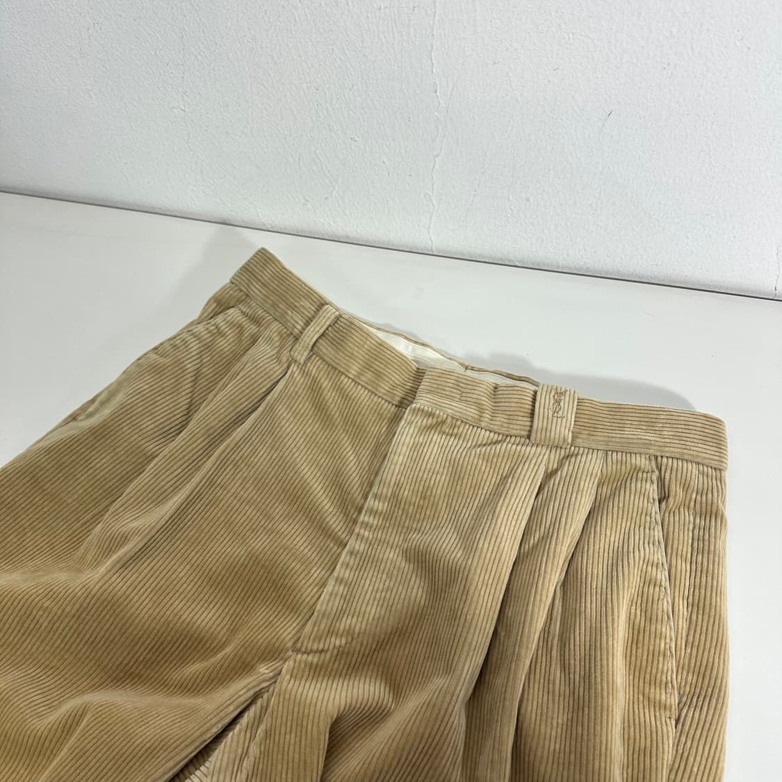 31-32 YSL 입생로랑 베이지 투턱 코듀로이팬츠 상품이미지6