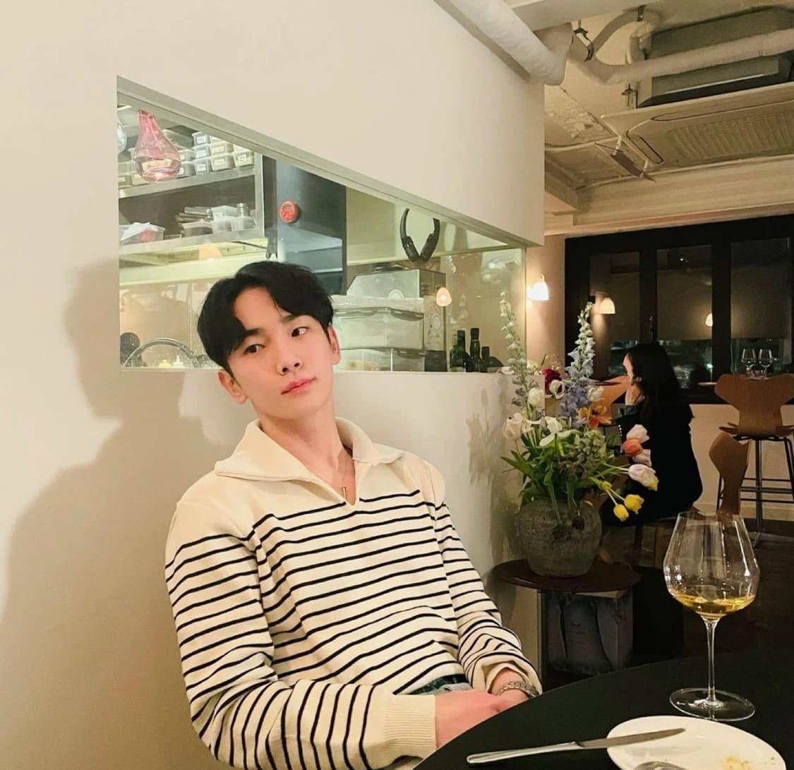 [박보검님 착용] 셀린느 마린 오픈카라 스웨터 상품이미지2