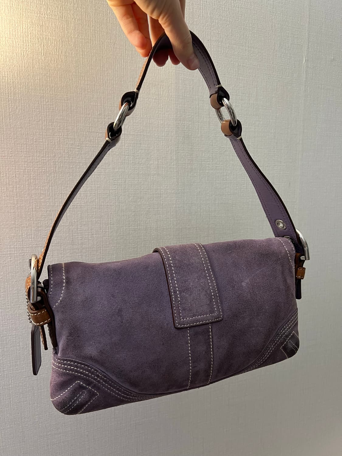 빈티지 2005년 코치 스웨이드 숄더백 상품이미지2