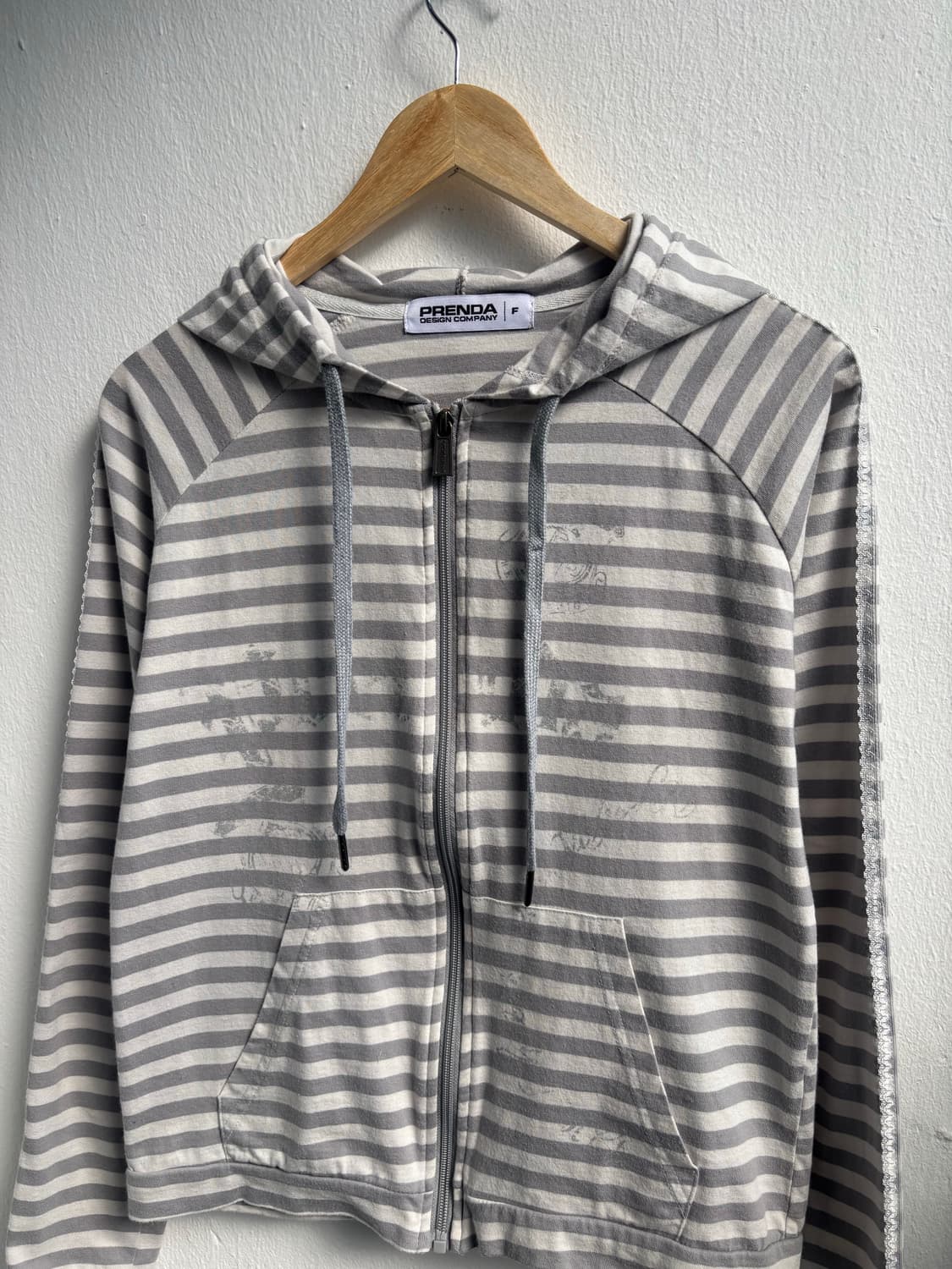 Vintage Prenda Grey Stripe Hood Zip-Up 상품이미지3