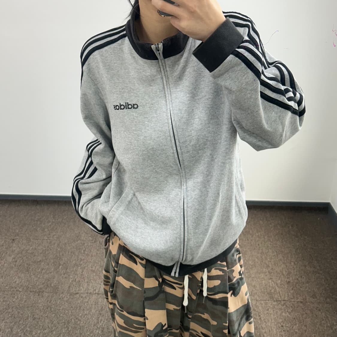 Adidas 아디다스 스펠아웃로고 그레이 코튼 져지 상품이미지2