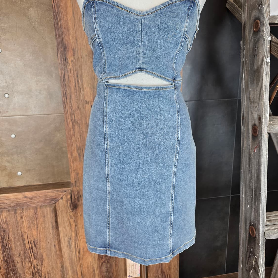 CUT OUT 데님 미니 원피스  상품이미지3