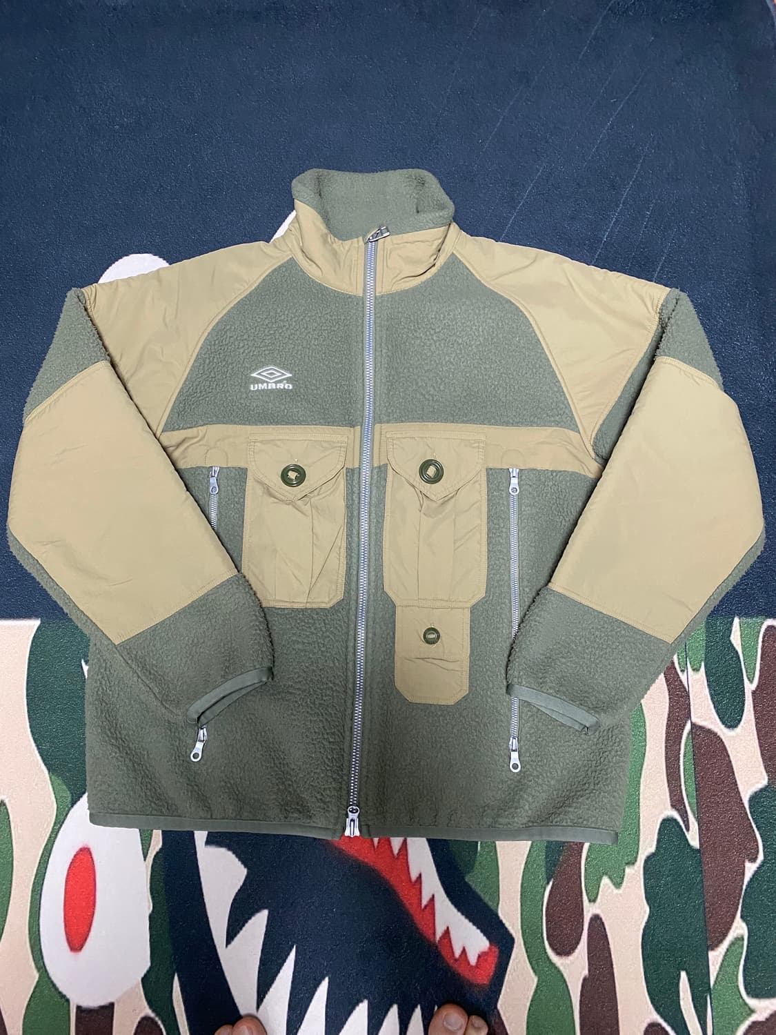 스펙테이터 엄브로 플리스 L 판/교(교환은 XL 가능) 상품이미지1