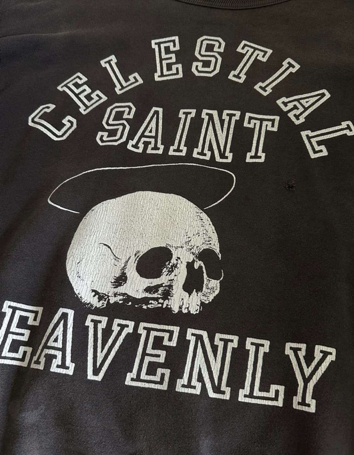 세인트 미카엘 맨투맨 상품이미지3