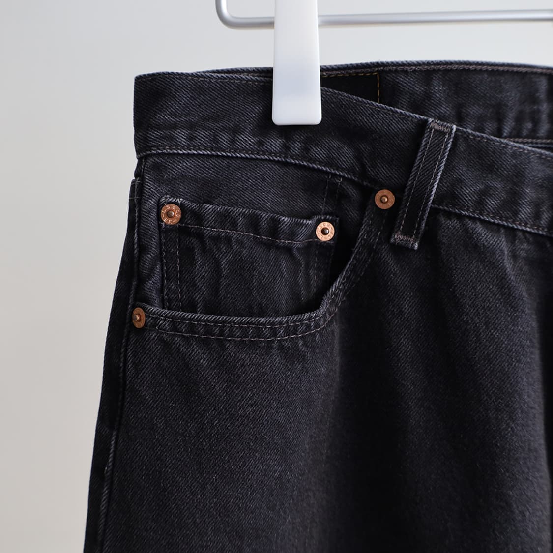 2000s 501 Black Jeans 상품이미지4