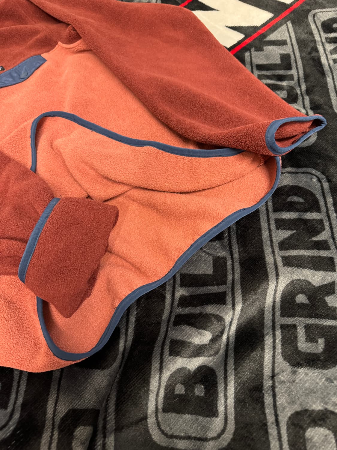 파타고니아 신칠라 스냅 티 풀 오버 살몬 앤 버건디 상품이미지5