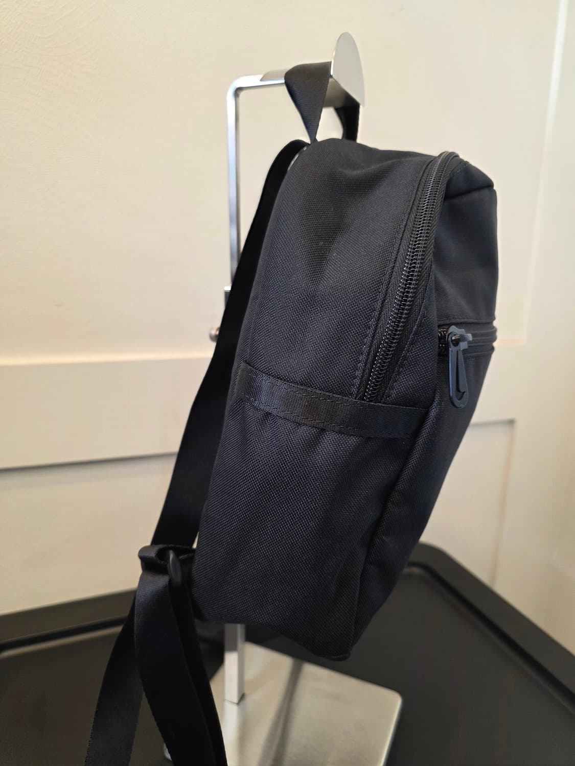 나이키 푸츄라 스포츠웨어 365 미니백팩  블랙 미니 백팩 상품이미지3