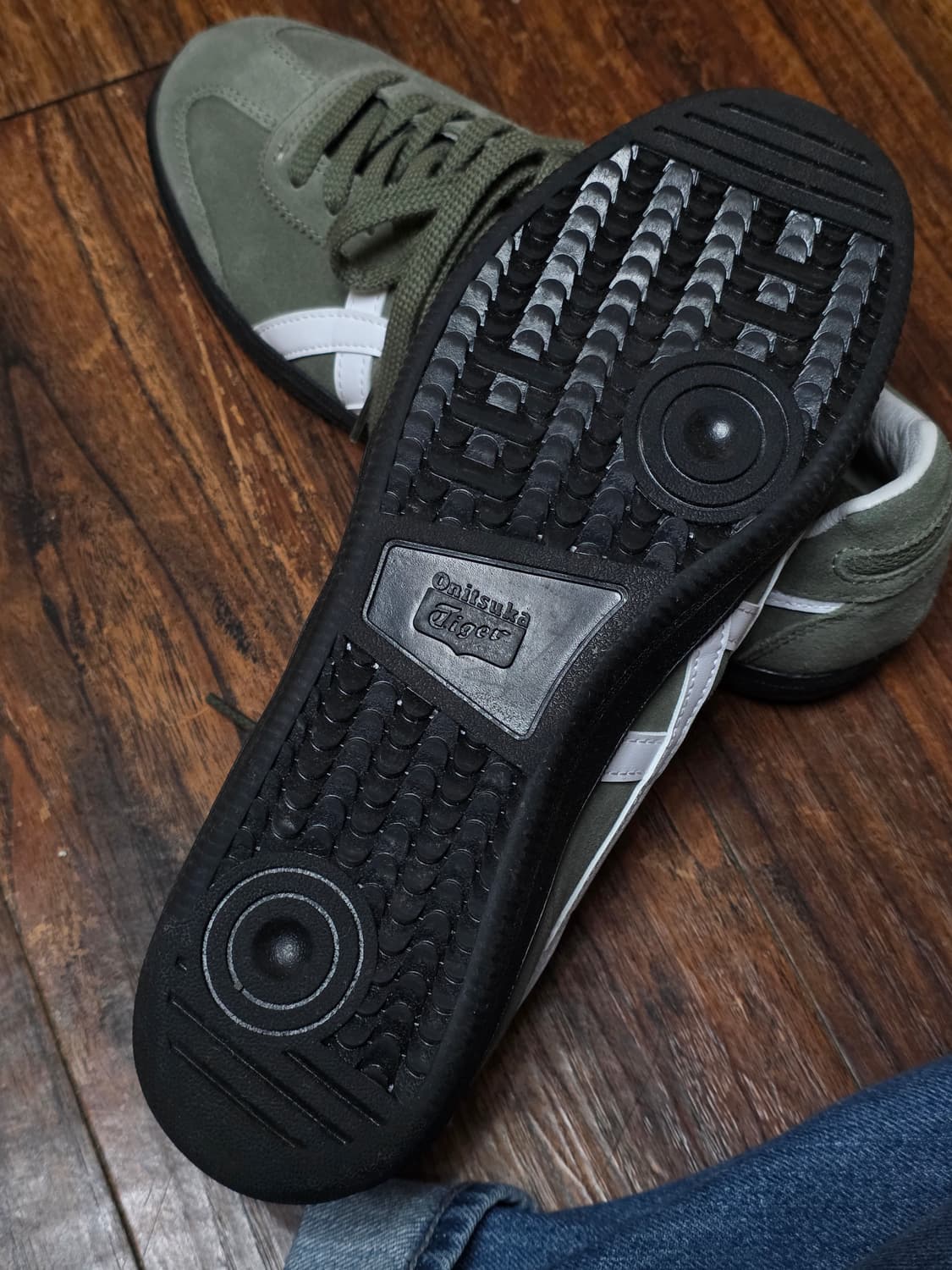 오니즈카타이거 도쿠텐 카키 상품이미지3