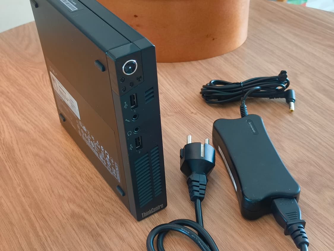 레노버 ThinkCentre M72e 초미니 PC. 상품이미지2