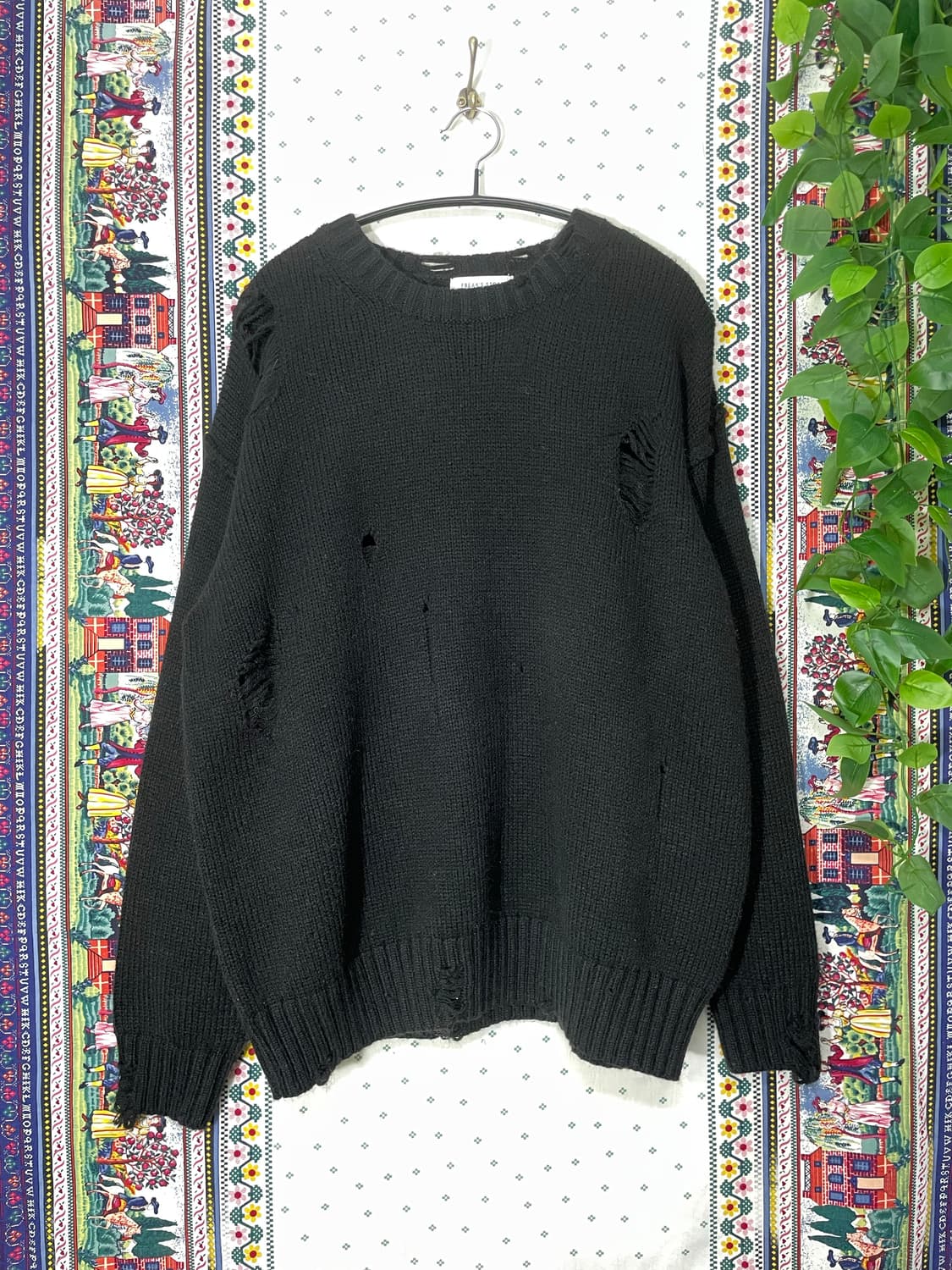 프릭스스토어 데미지 니트 상품이미지1