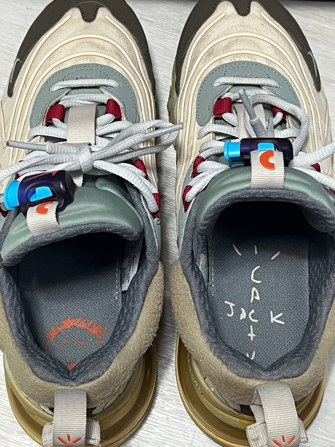 [255] 나이키 스캇맥스 리액트270 상품이미지3