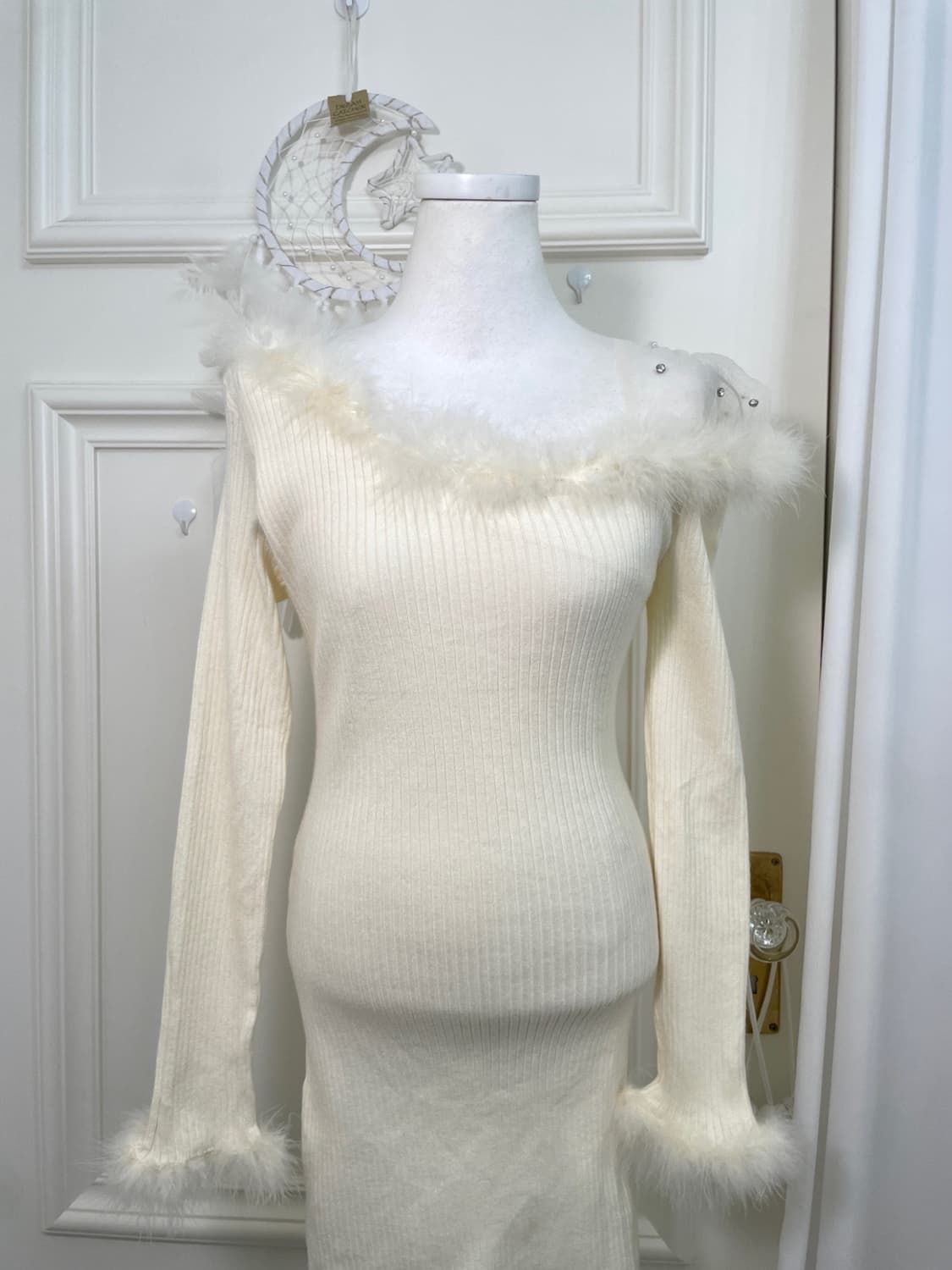 cream ivory fur crystal point diagonal m 상품이미지6