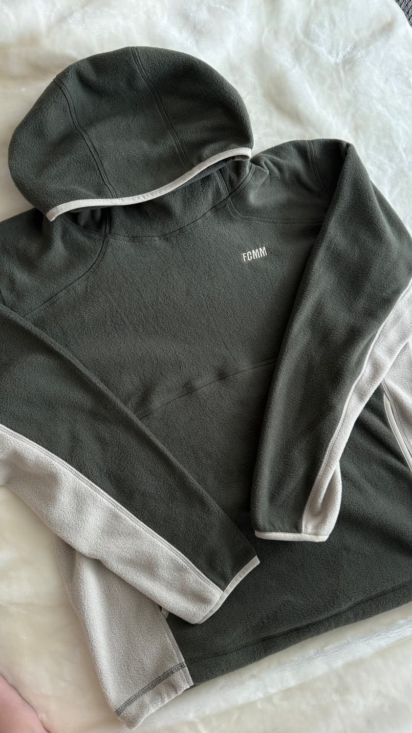 언박싱 제품💨 FCMM 바라클라바 플리스 풀오버 (카키) 상품이미지1