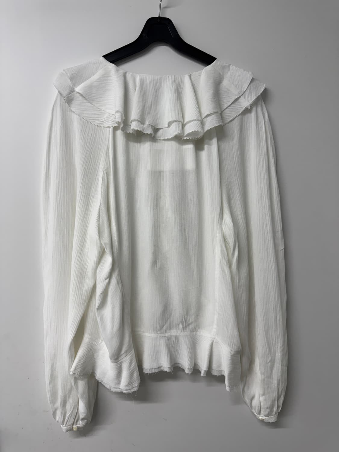 베르소 VERSO 프릴 블라우스 화이트 (새상품) 상품이미지2