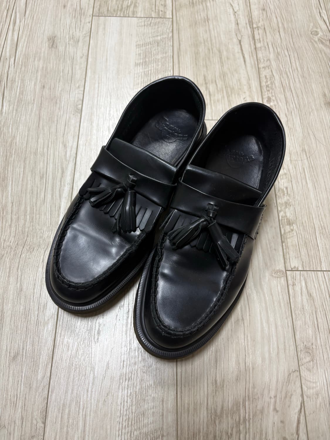 닥터마틴 아드리안 블랙 260 상품이미지1