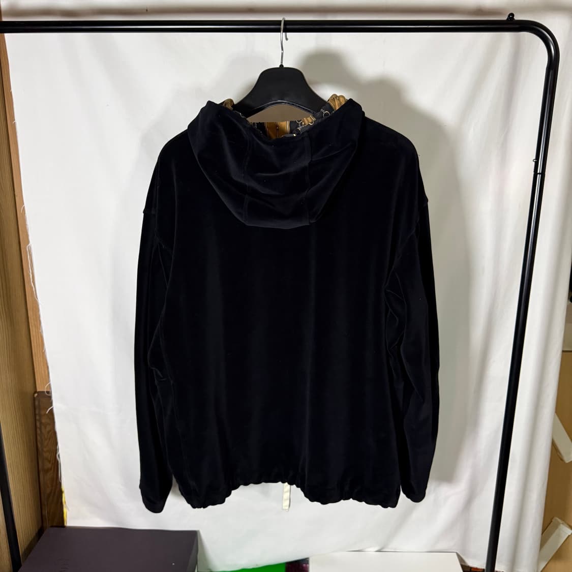 구찌 GG 패치 로고 셔닐 벨벳 아노락 후드 자켓  상품이미지6