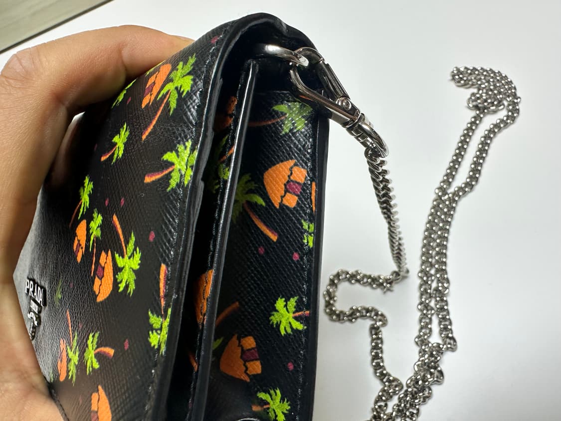 프라다 체인 월렛 블랙 야자수 패턴 상품이미지6
