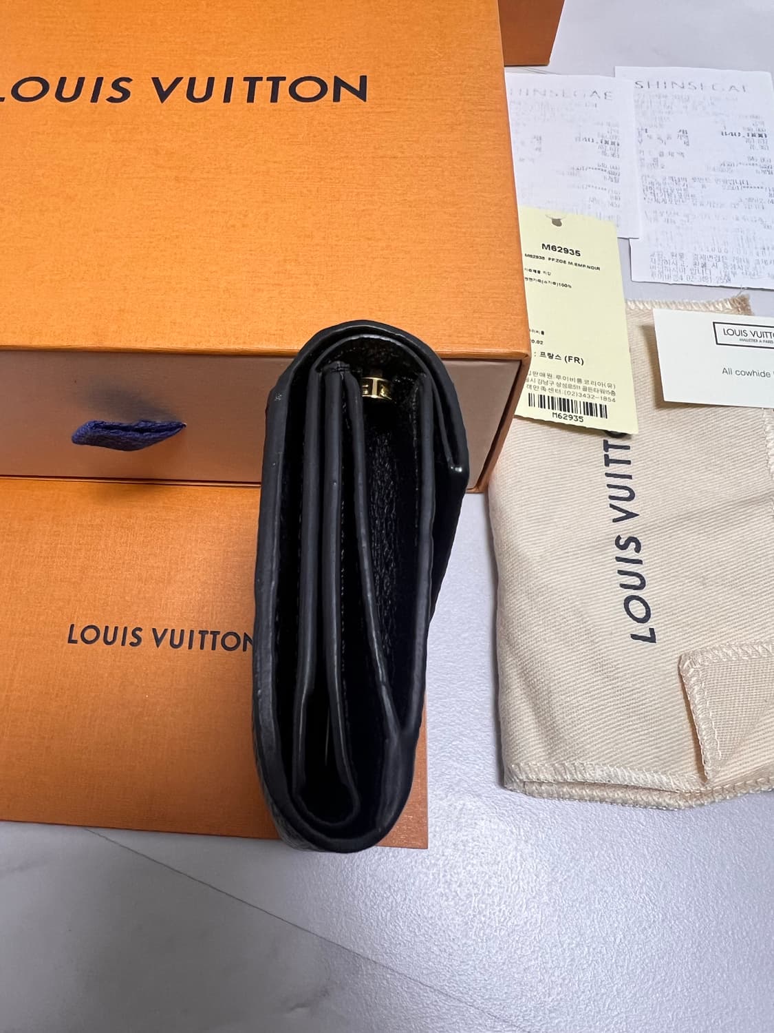 루이비통 여성 지갑 조에 월릿 블랙 M62935 상품이미지3