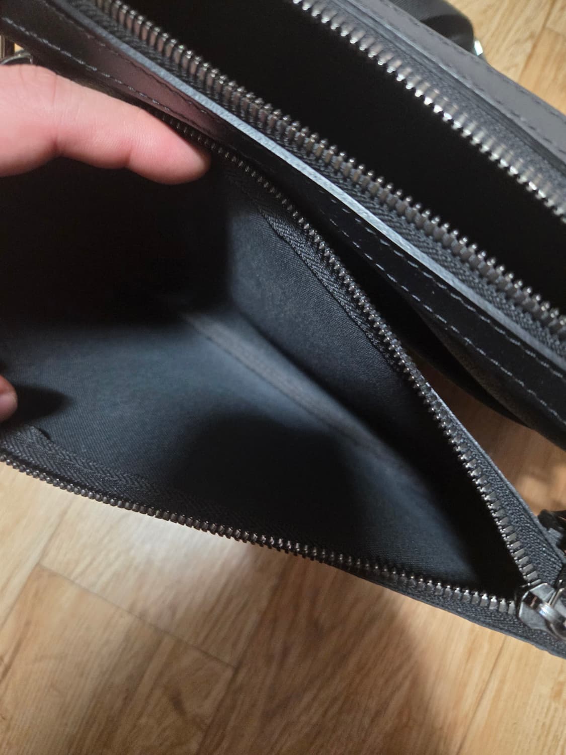 루이비통 트리오 메신저백 상품이미지3