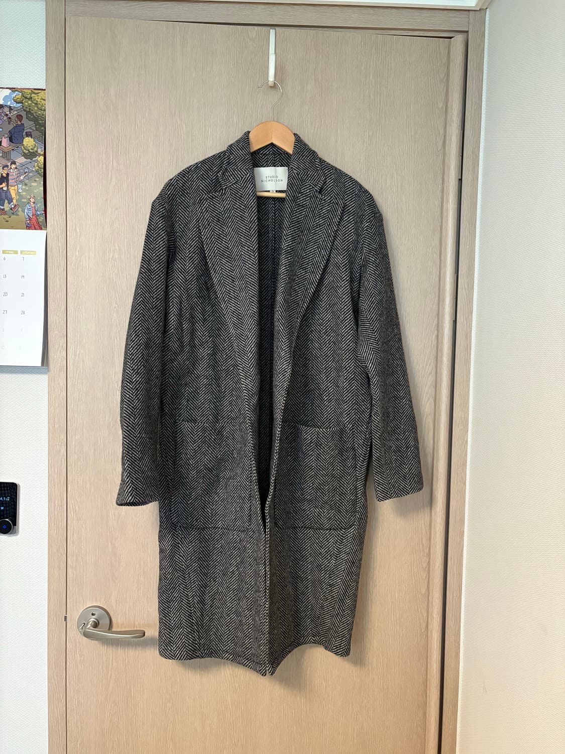 스튜디오니콜슨 헤링본 울 로브코트  상품이미지1
