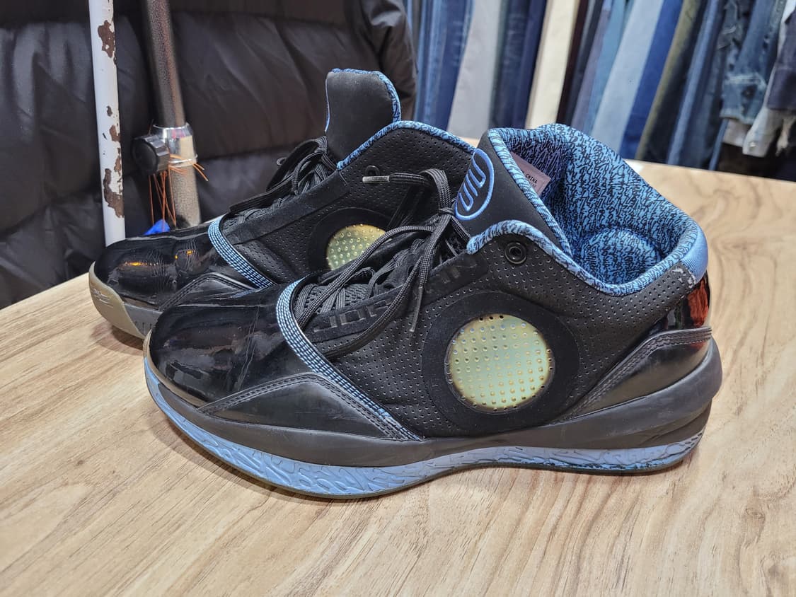 조던 웨이드 1.0 검정/하늘 농구화 상품이미지1