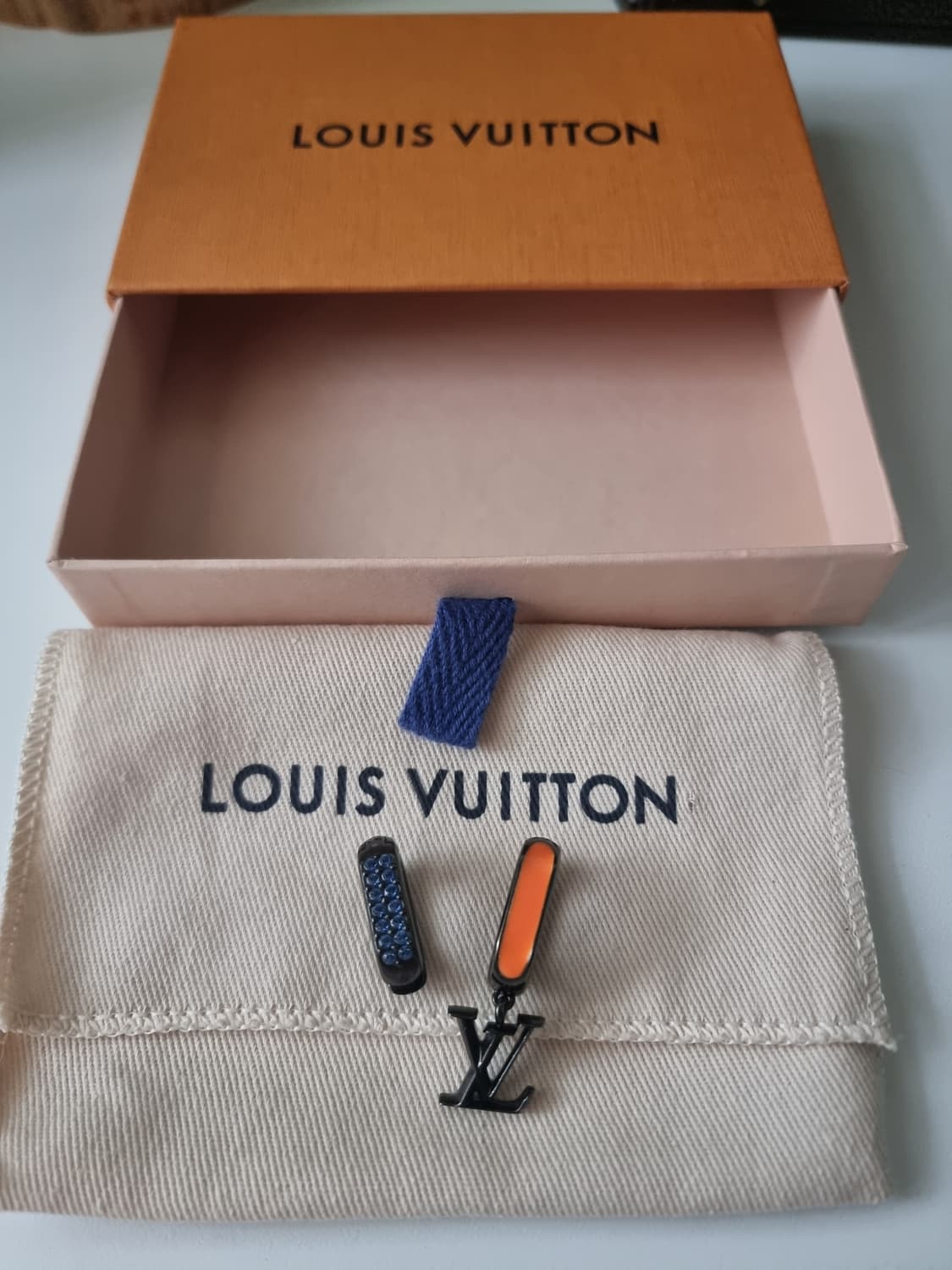 루이비통 파라다이스 체인 드롭 귀걸이 남성용 상품이미지2