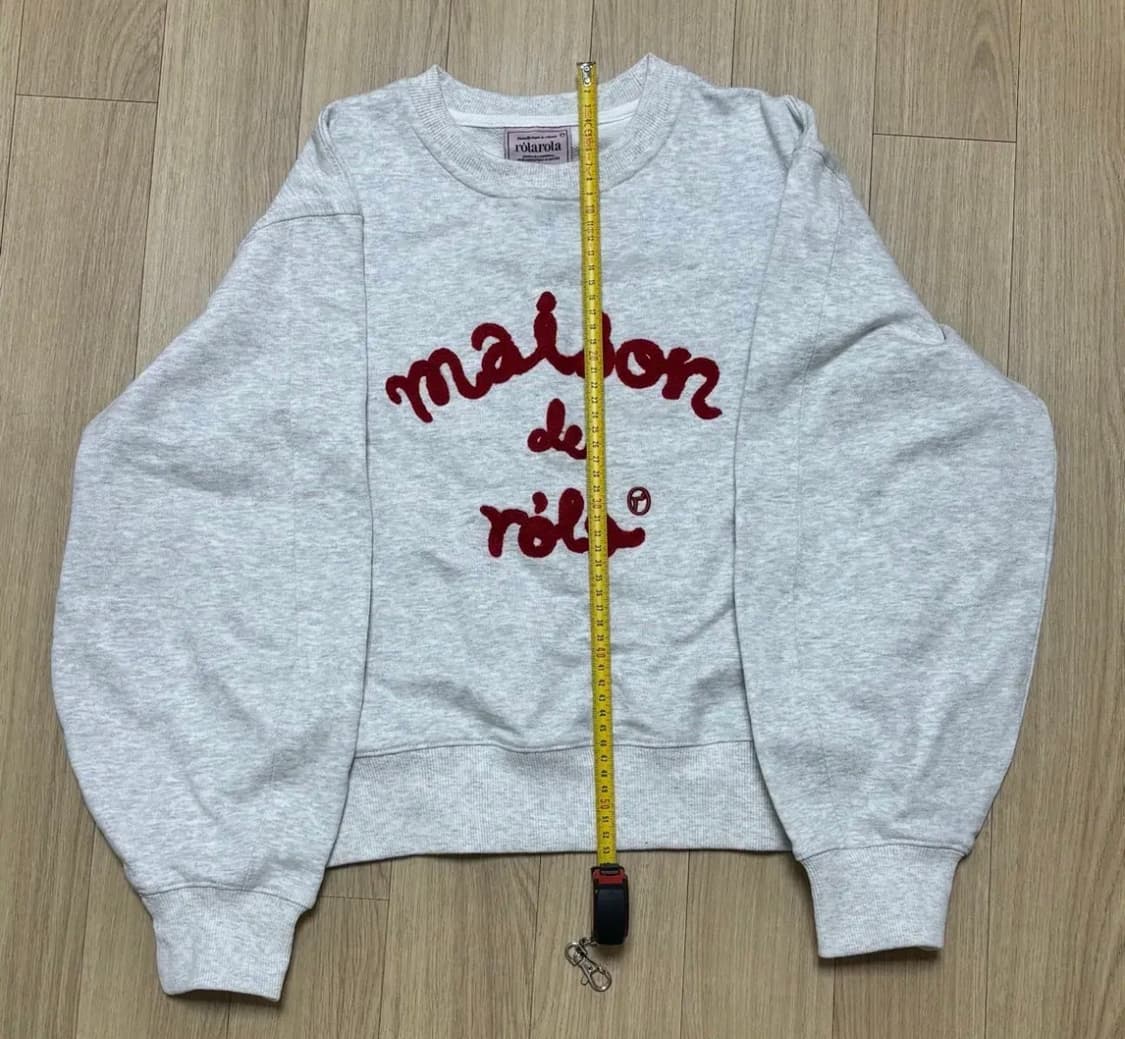 로라로라 MAISON DE ROLA 스웨트셔츠 라이트그레이 크롭 맨투맨 상품이미지2