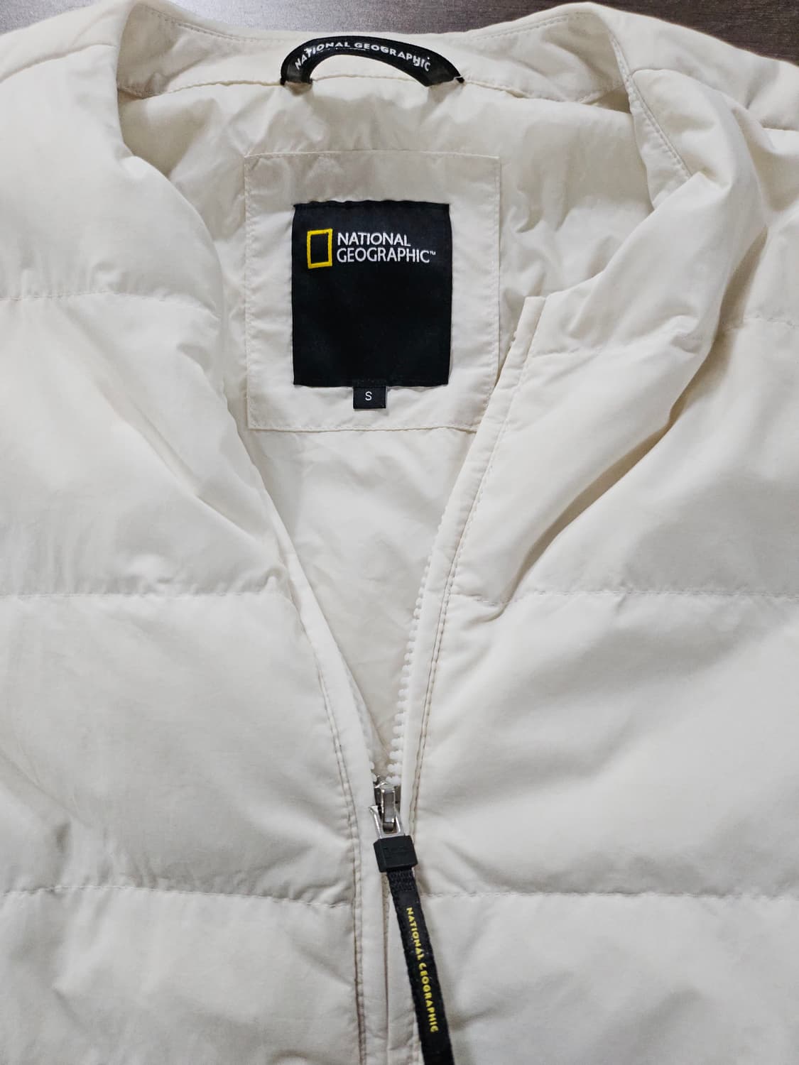 내셔널지오그래픽 아이보리  여성 경량패딩 S 90 상품이미지6