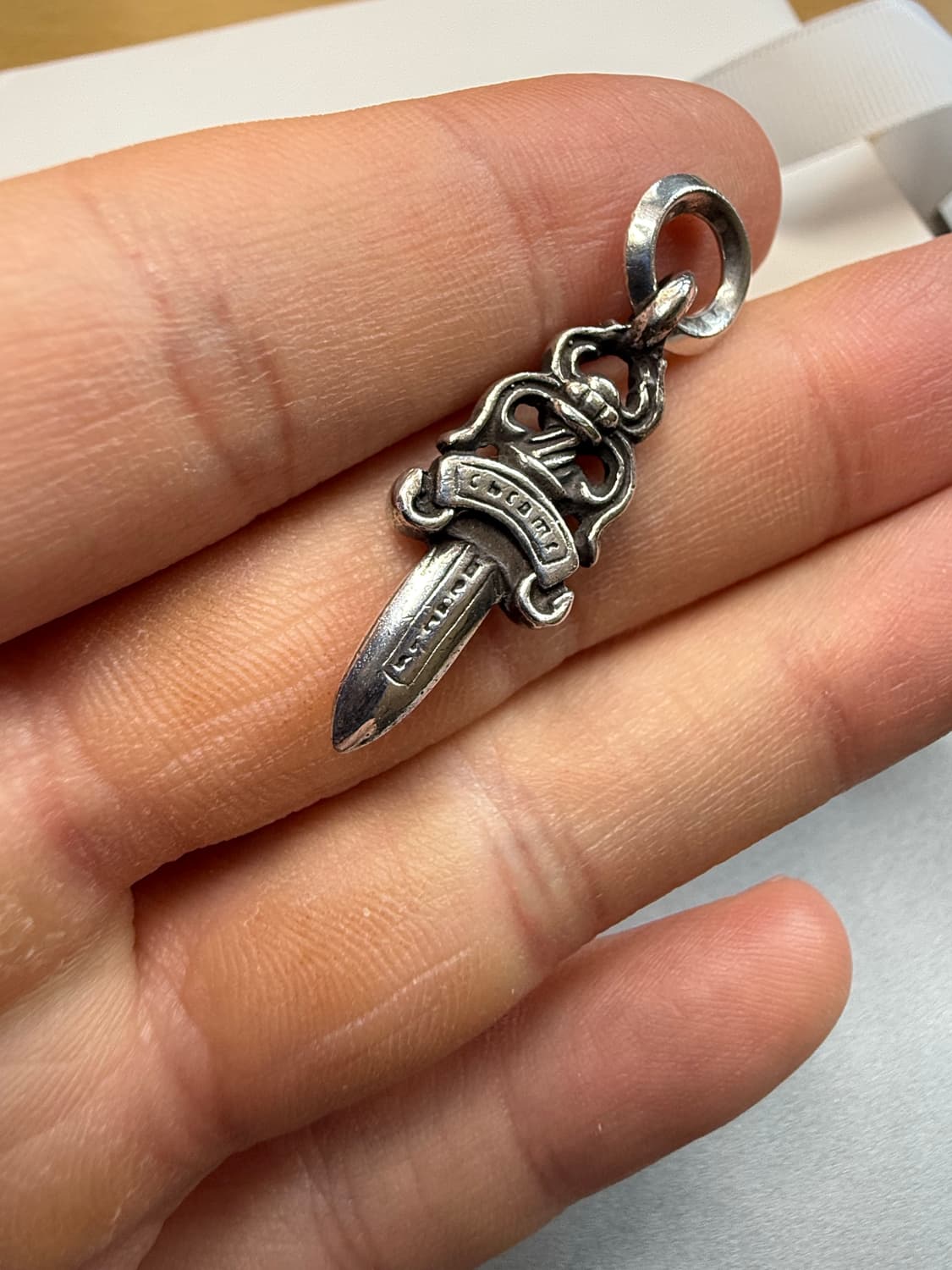 크롬하츠 5대거 펜던트 상품이미지2