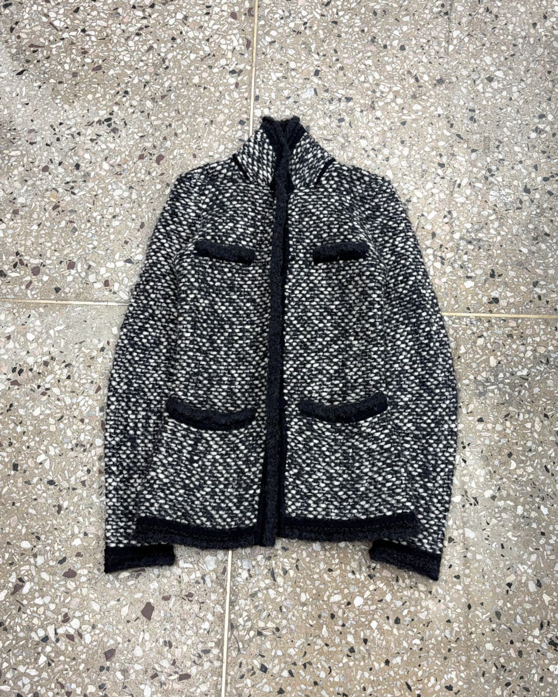 엠포리오 아르마니 트위드 니트 자켓 상품이미지1