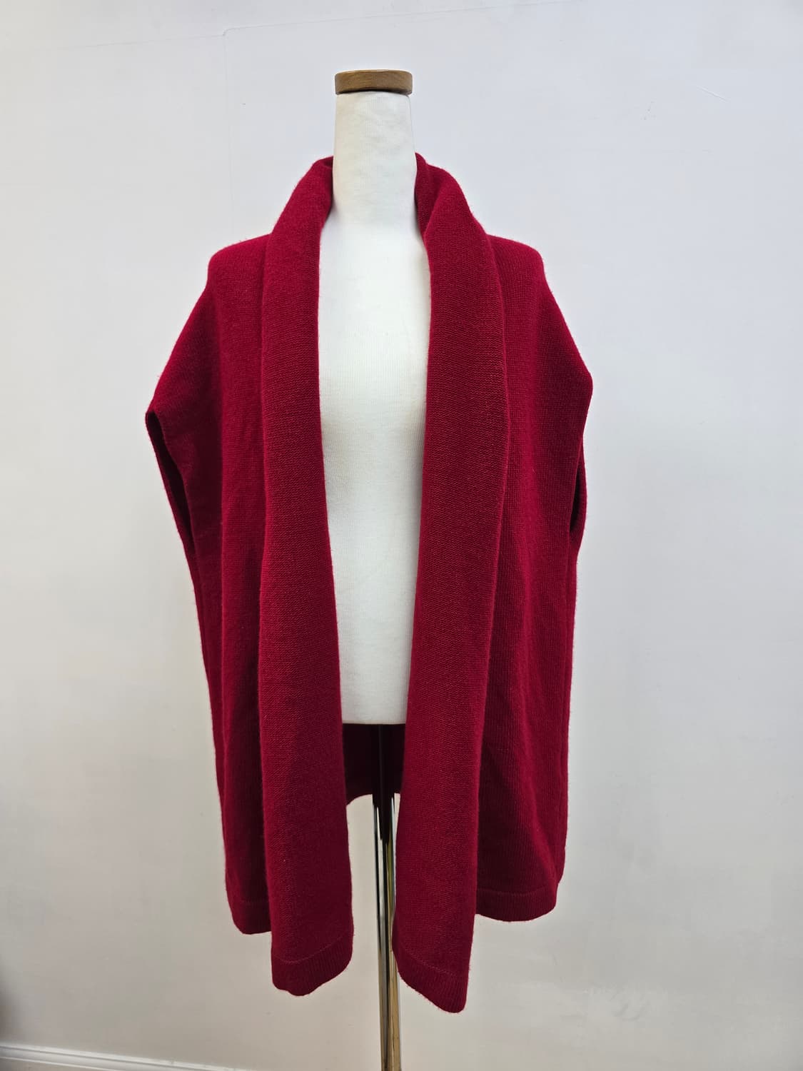 비꼴리끄 숄카라 캐시미어 블렌딩 루즈핏 울 베스트 상품이미지1