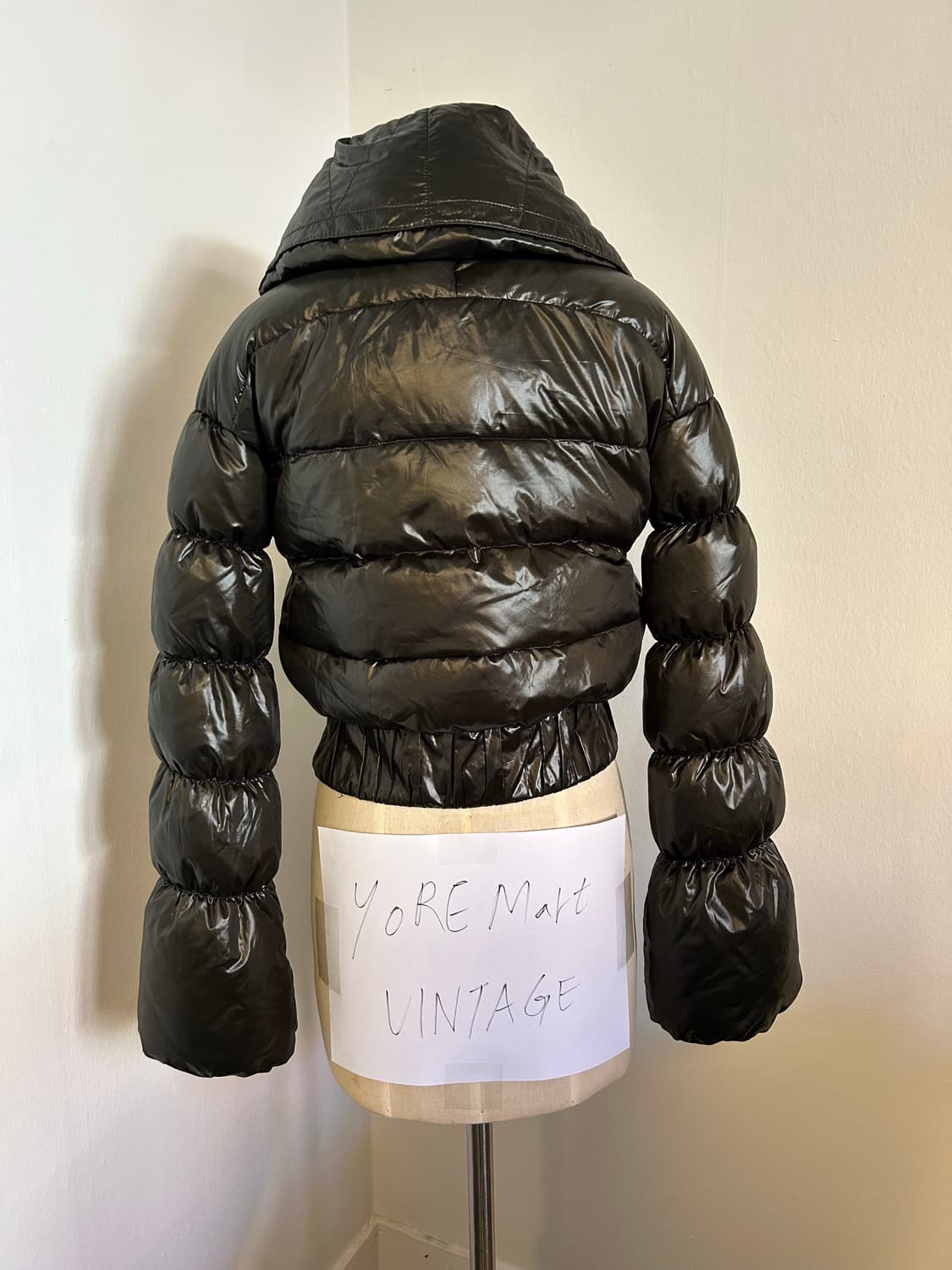 L026 저스트 카발리 하이넥 글로시 크롭 패딩 상품이미지6