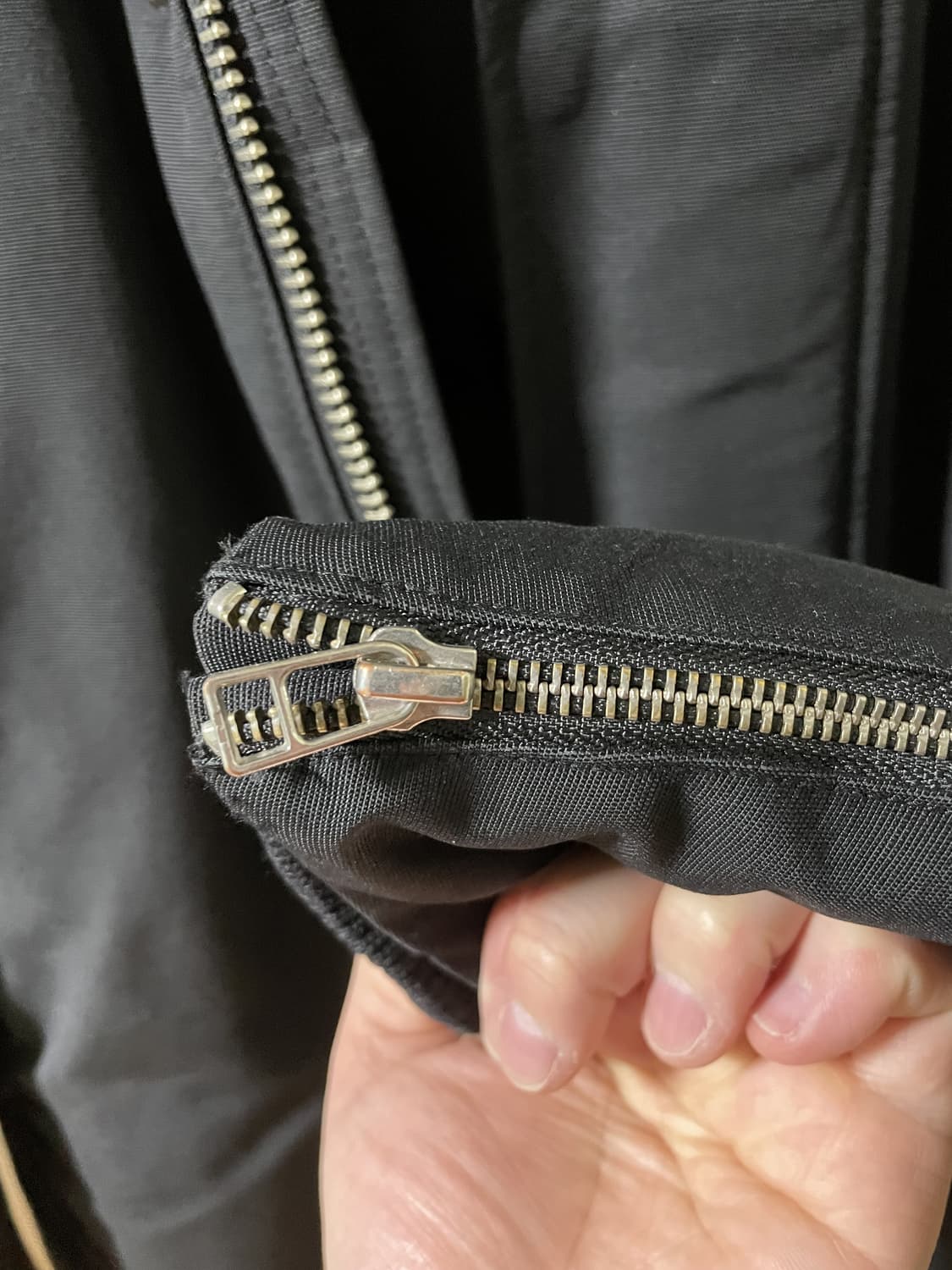 무스너클 남자 스틸링 파카 패딩 블랙 L사이즈 상품이미지4