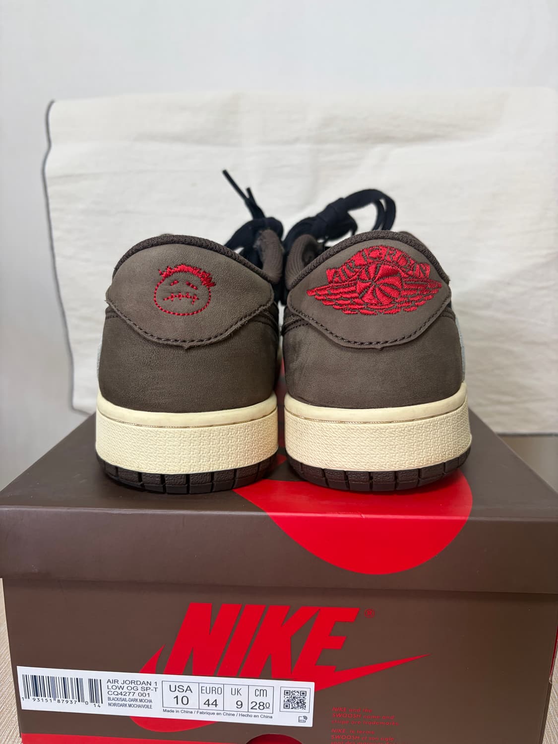 나이키 조던1 로우 트래비스 스캇 OG 상품이미지2