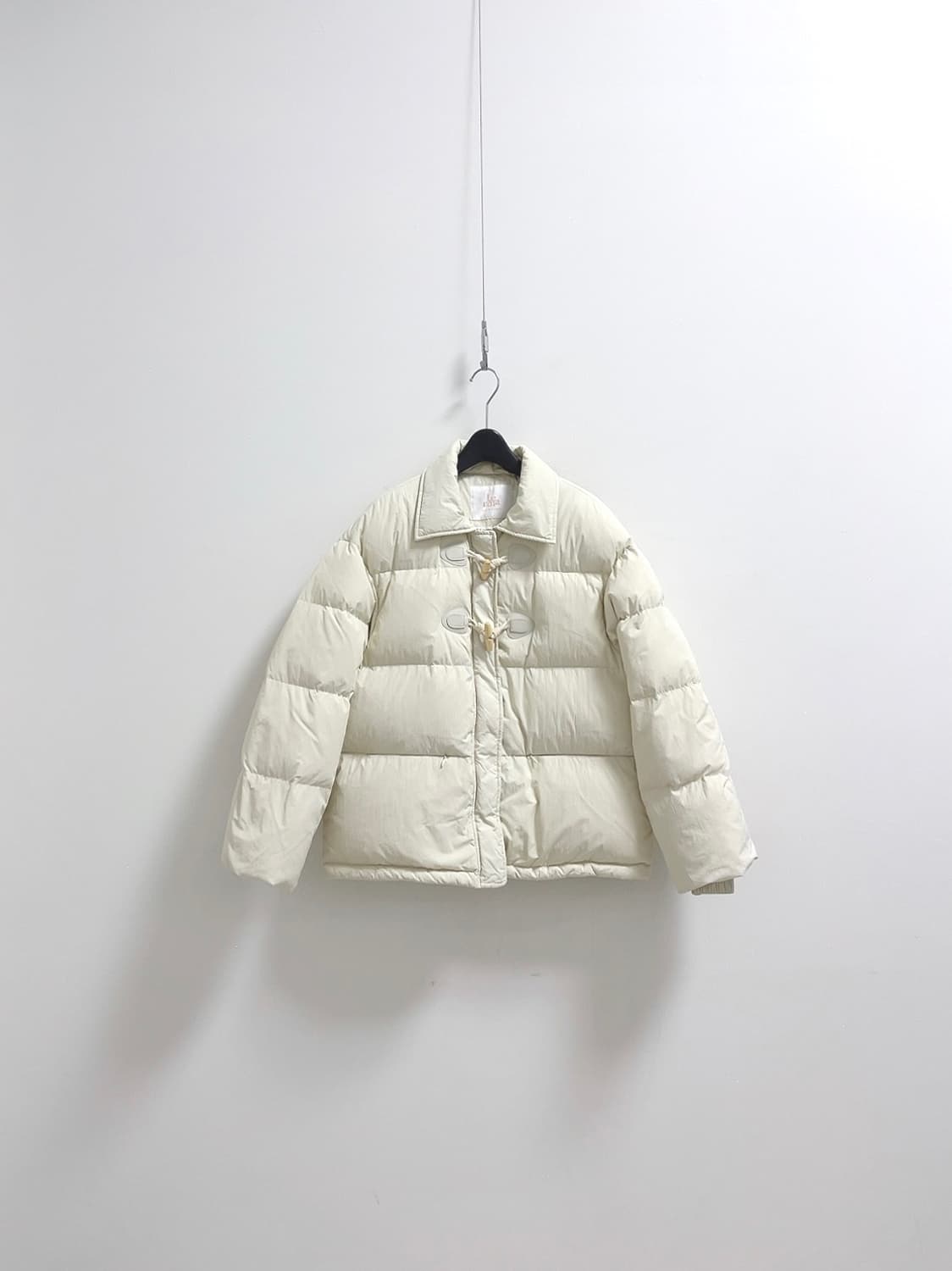 르니나 토글 포인트 덕다운 패딩 상품이미지1