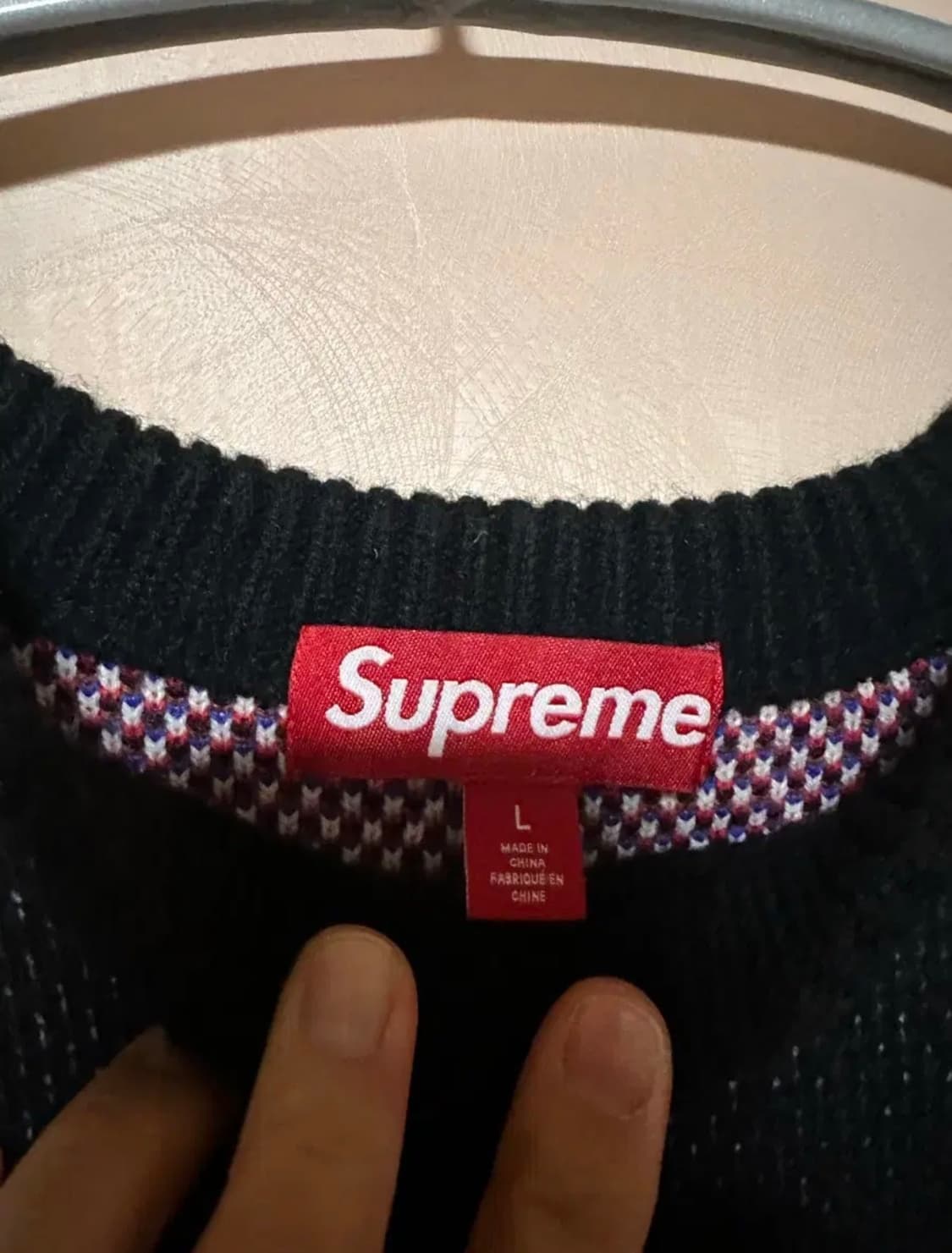 L) 슈프림 스노우 화이트 스웨터 블랙 - 24fw 상품이미지6