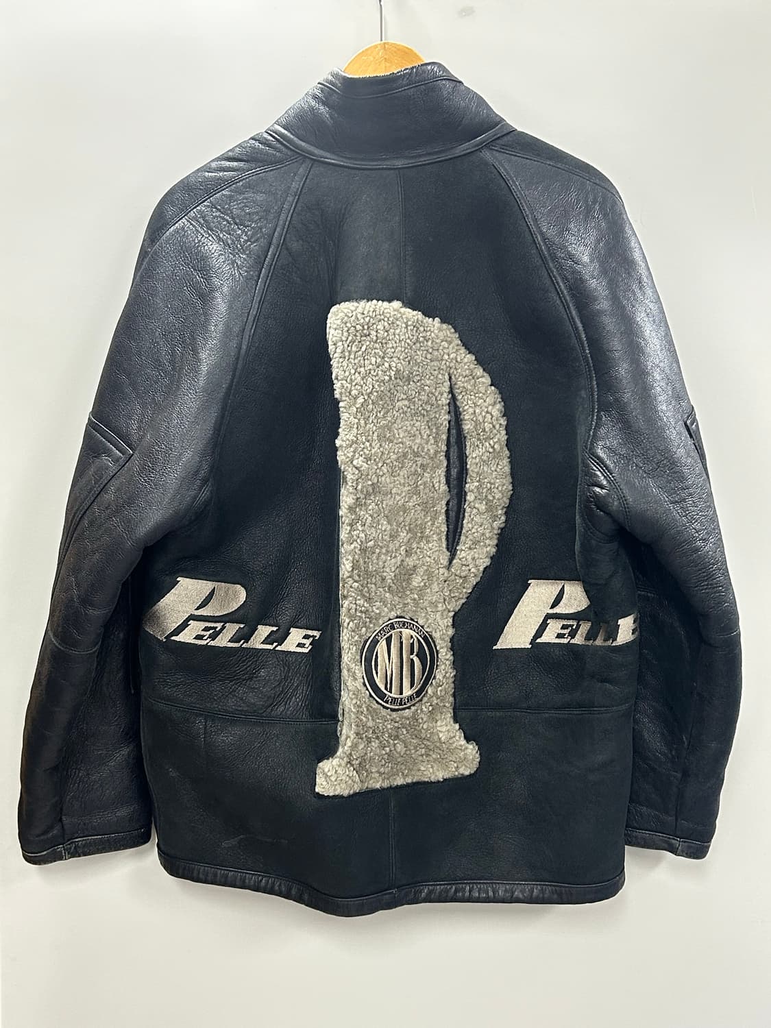 90s 펠레펠레 마크 뷰캐넌 리얼 무톤 자켓 상품이미지1