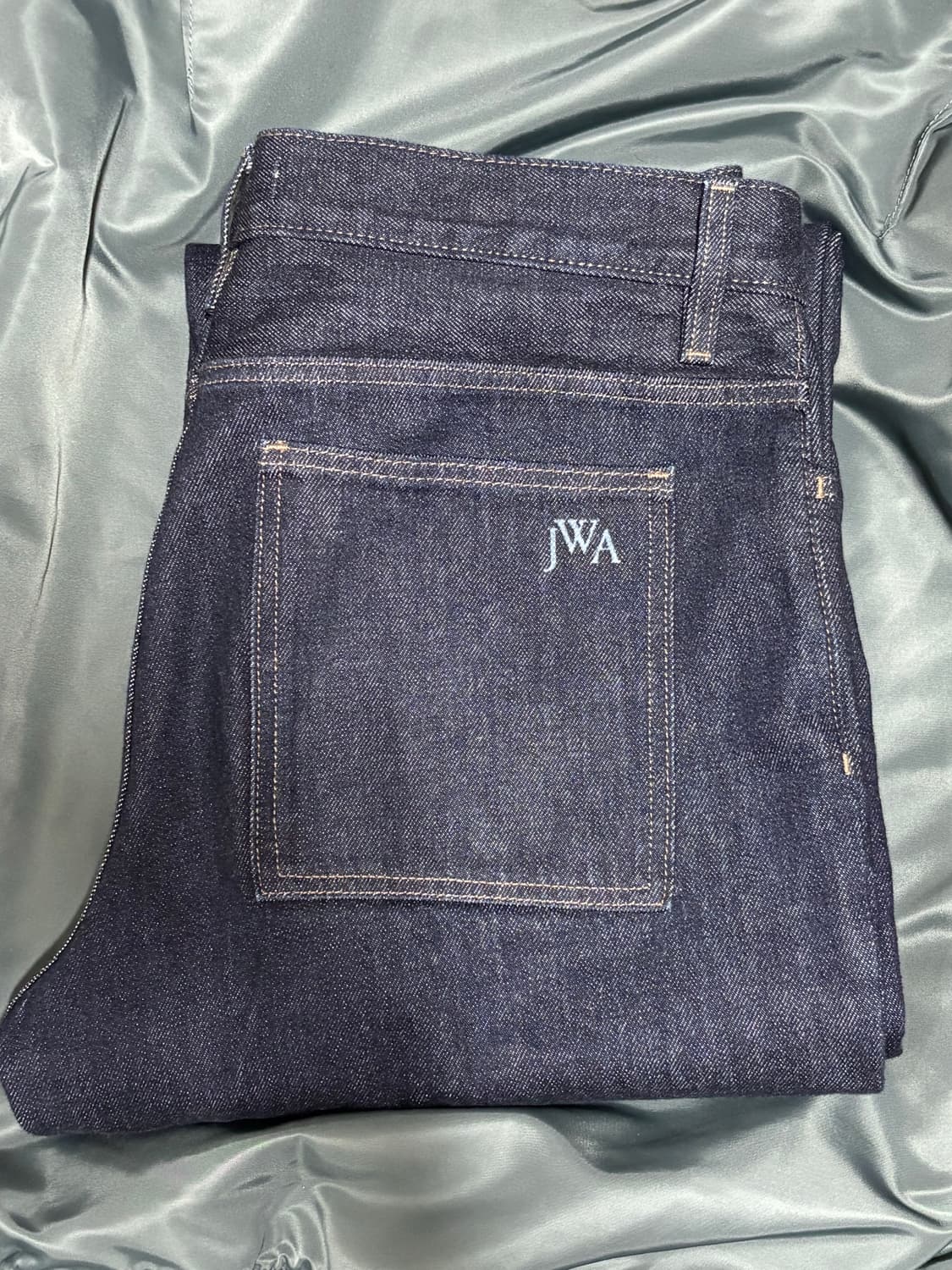 유니클로 JWA 스트레이트진 68 BLUE 상품이미지1