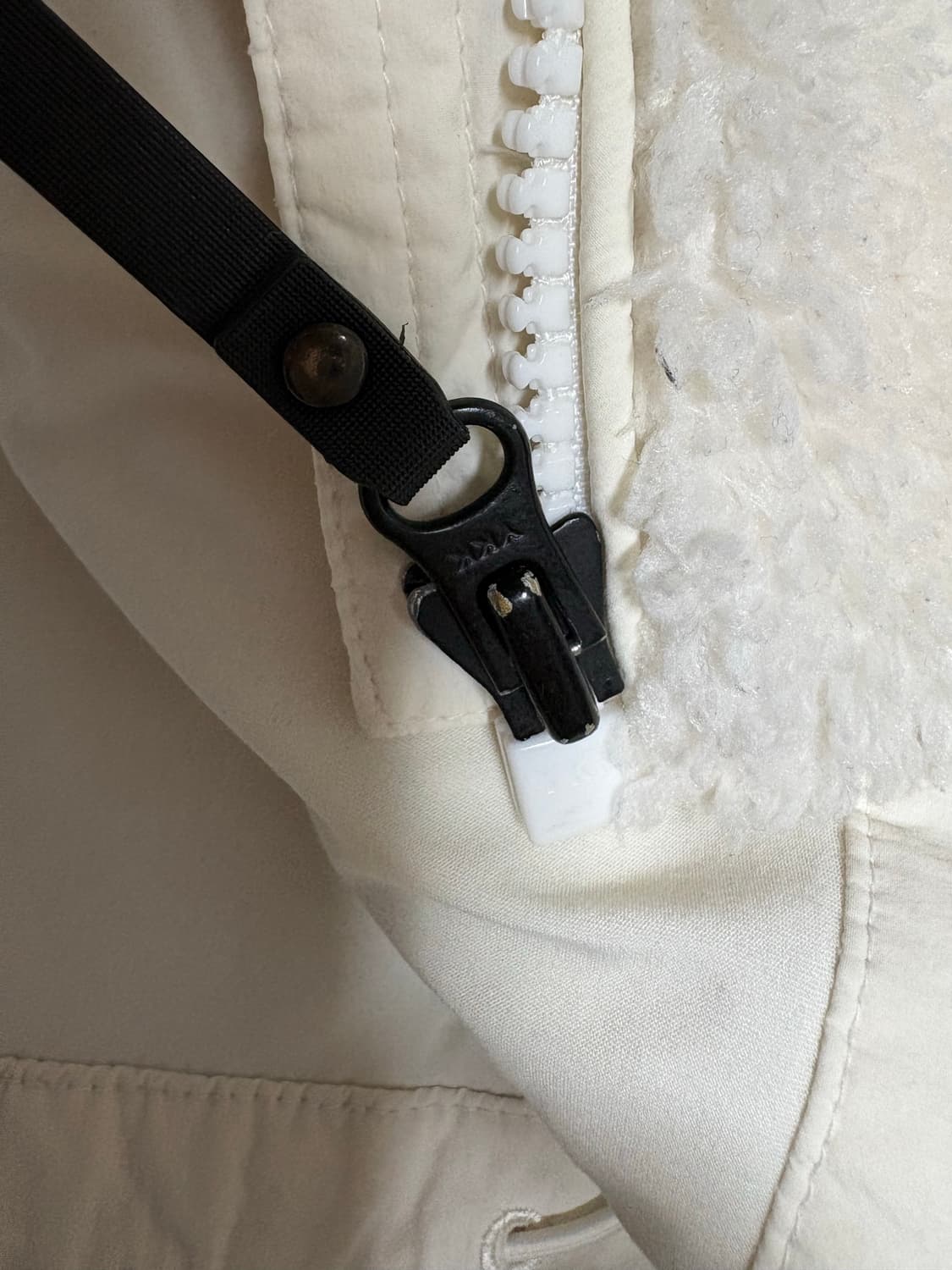 아이더 플리스(후리스)///화이트에서 아이보리 사이xl 상품이미지3