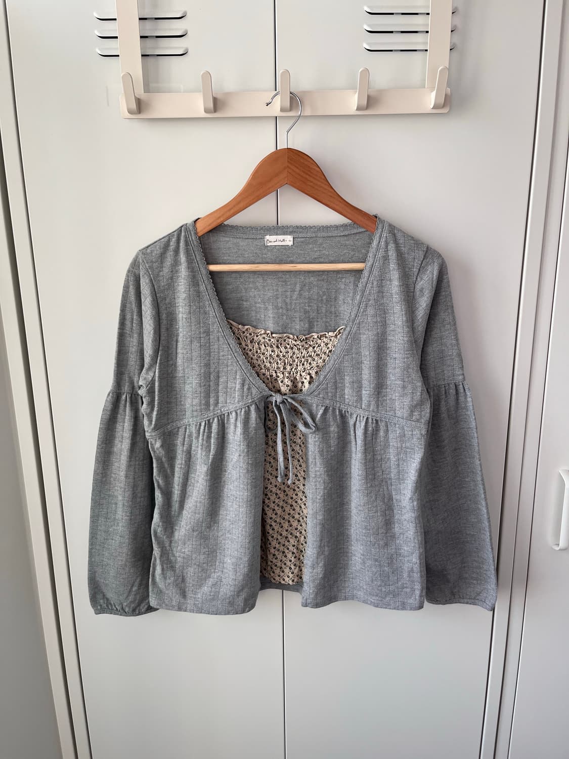 One and holf 잔꽃 바선생 레이어드 티셔츠 상품이미지7