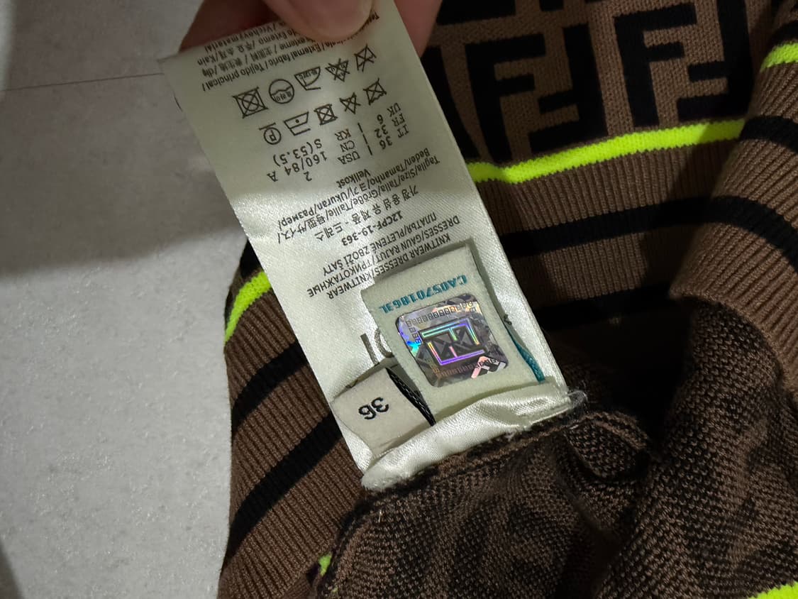 펜디 정품 니트반팔 44-55 상품이미지3