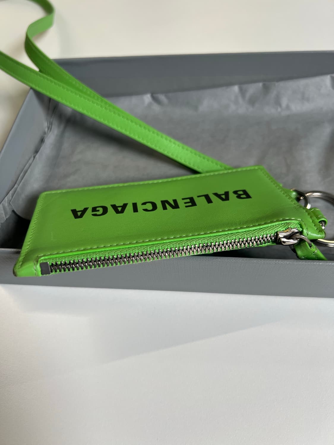 발렌시아가 지퍼 키링 카드지갑 라임그린 상품이미지3