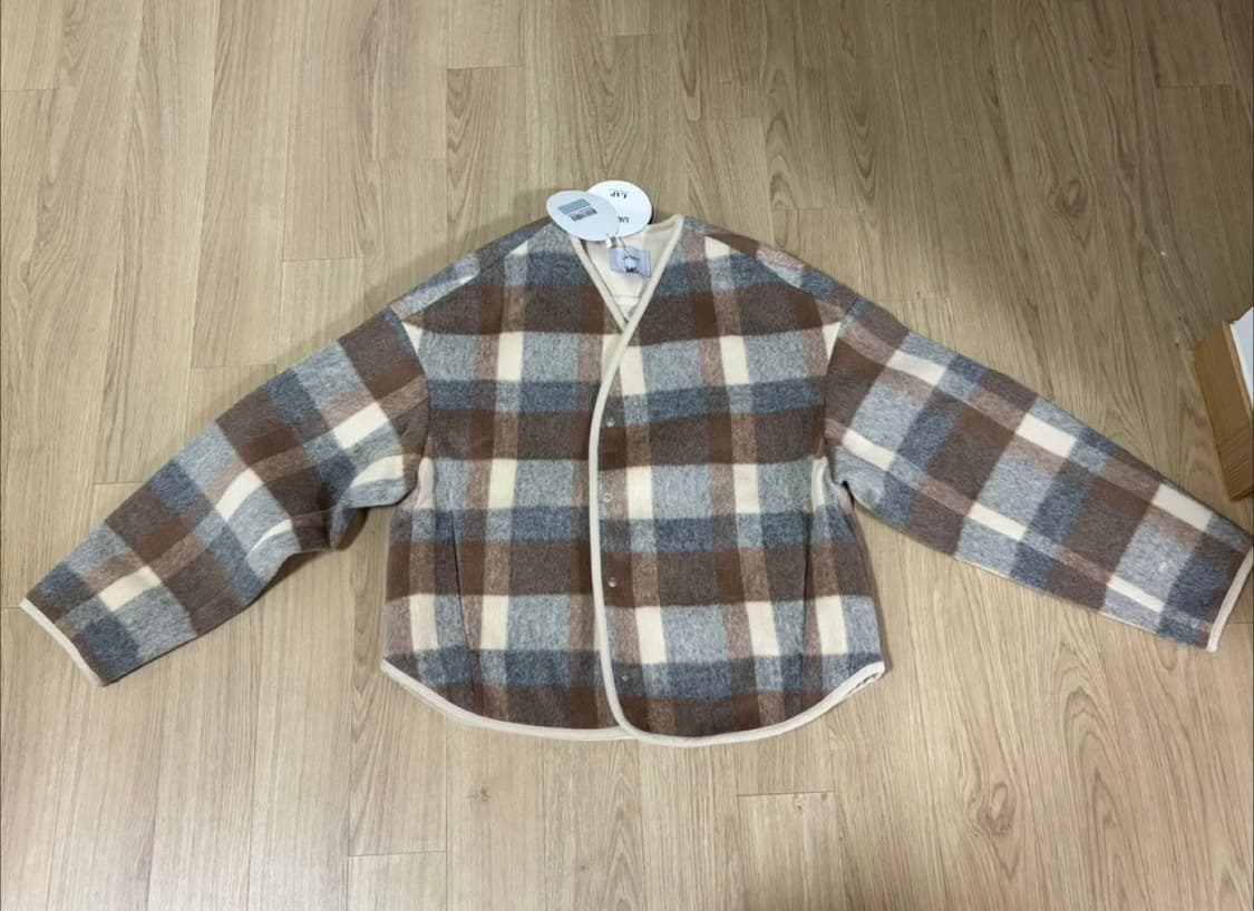 조유리 착용) LAP V넥 코듀로이 배색 V넥 자켓 랩 숏코트 체크 상품이미지4