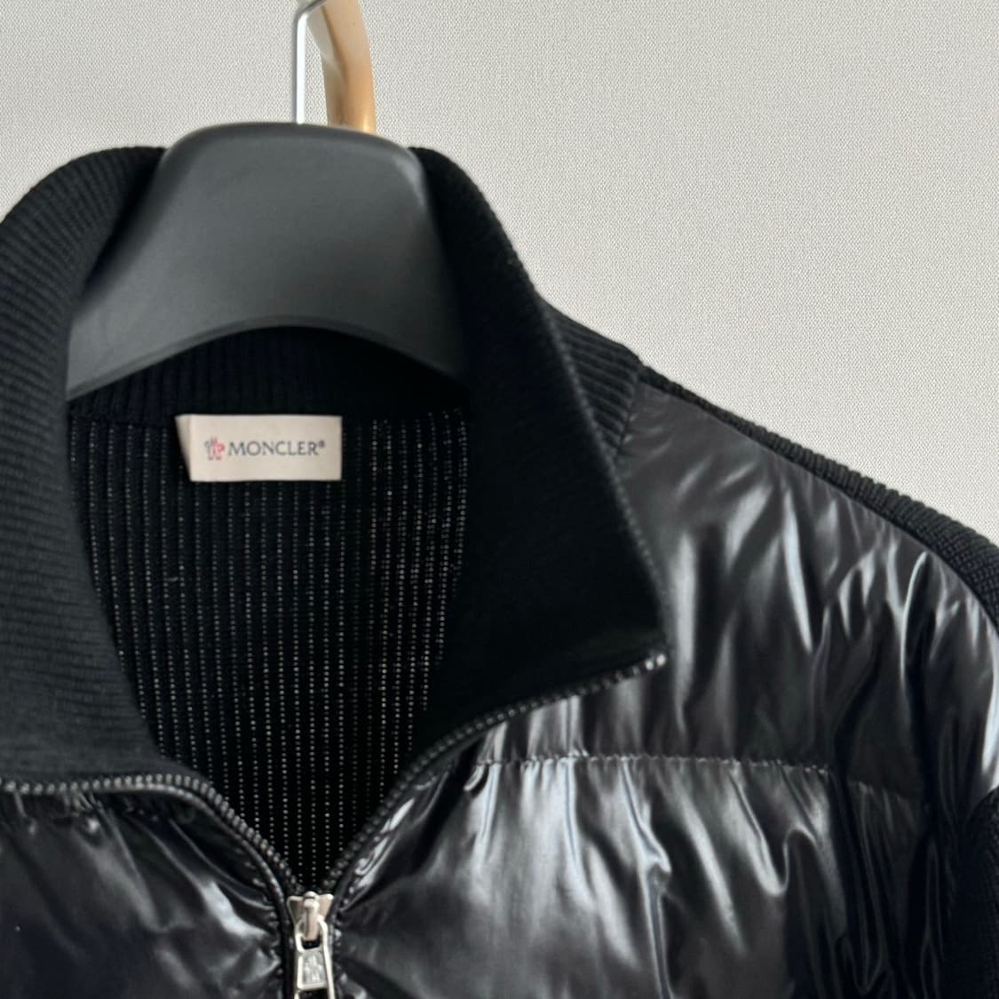 (XL) 몽클레어 유광 니트패딩 신형 상품이미지5