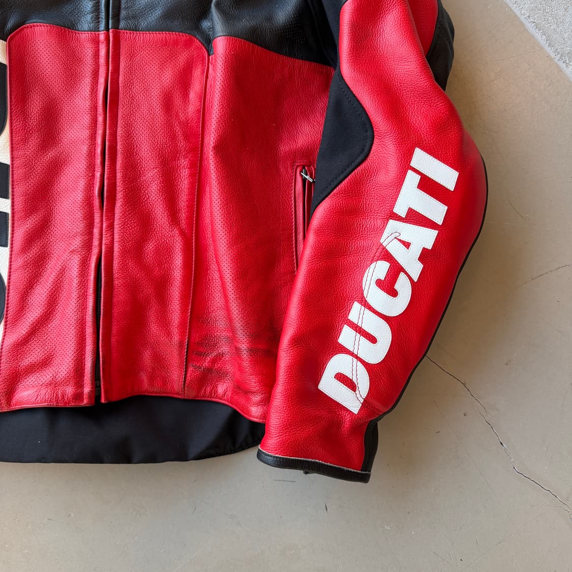 두가티 코르세 레더 레이싱 자켓 상품이미지4