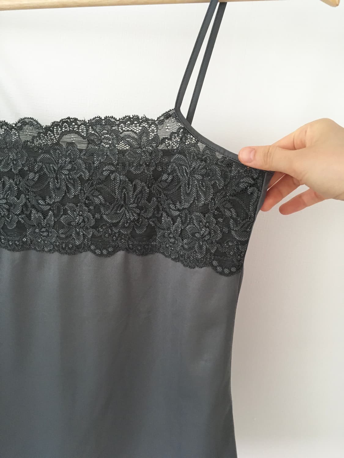 glossy satin slip 상품이미지6
