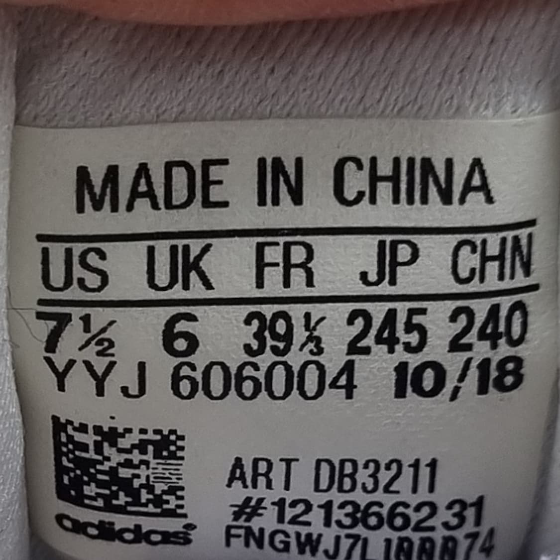 아디다스 울트라부스트 멀티컬러 운동화245  상품이미지6