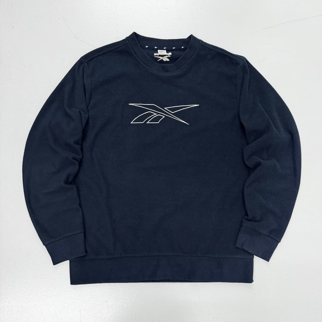 리복 빅로고 올드스쿨 플리스 맨투맨 상품이미지2