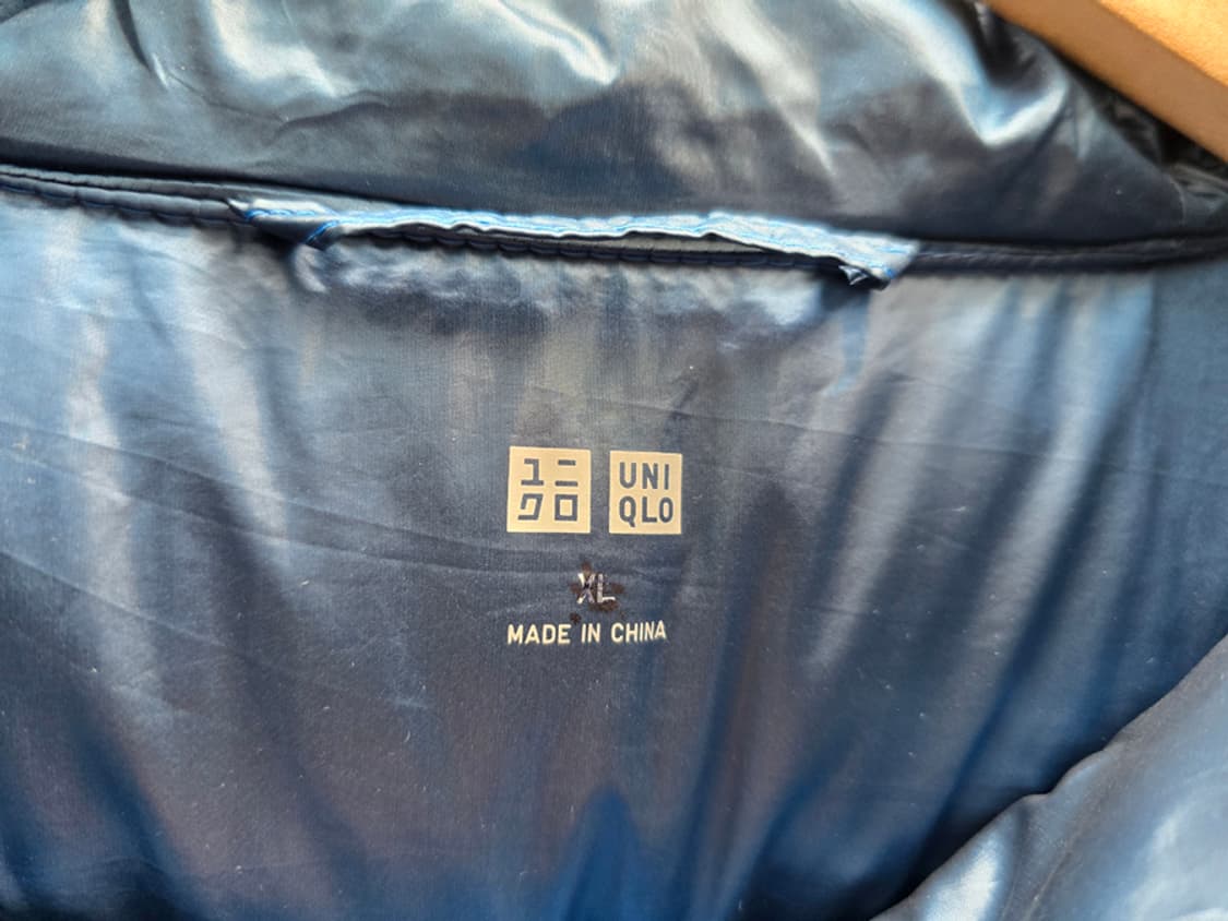 유니클로 후드 경량 패딩 상품이미지4